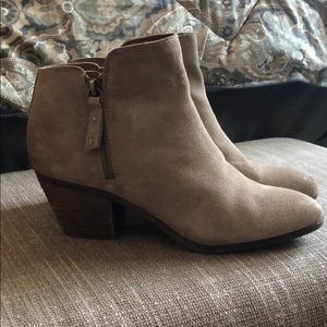 Frye & Co. Booties